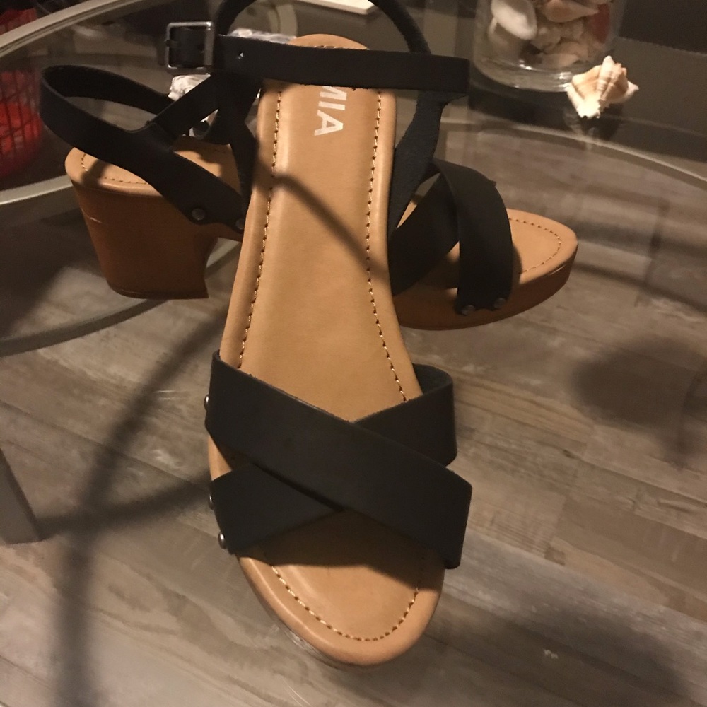Shoes Sandals - Picture 7 of 7